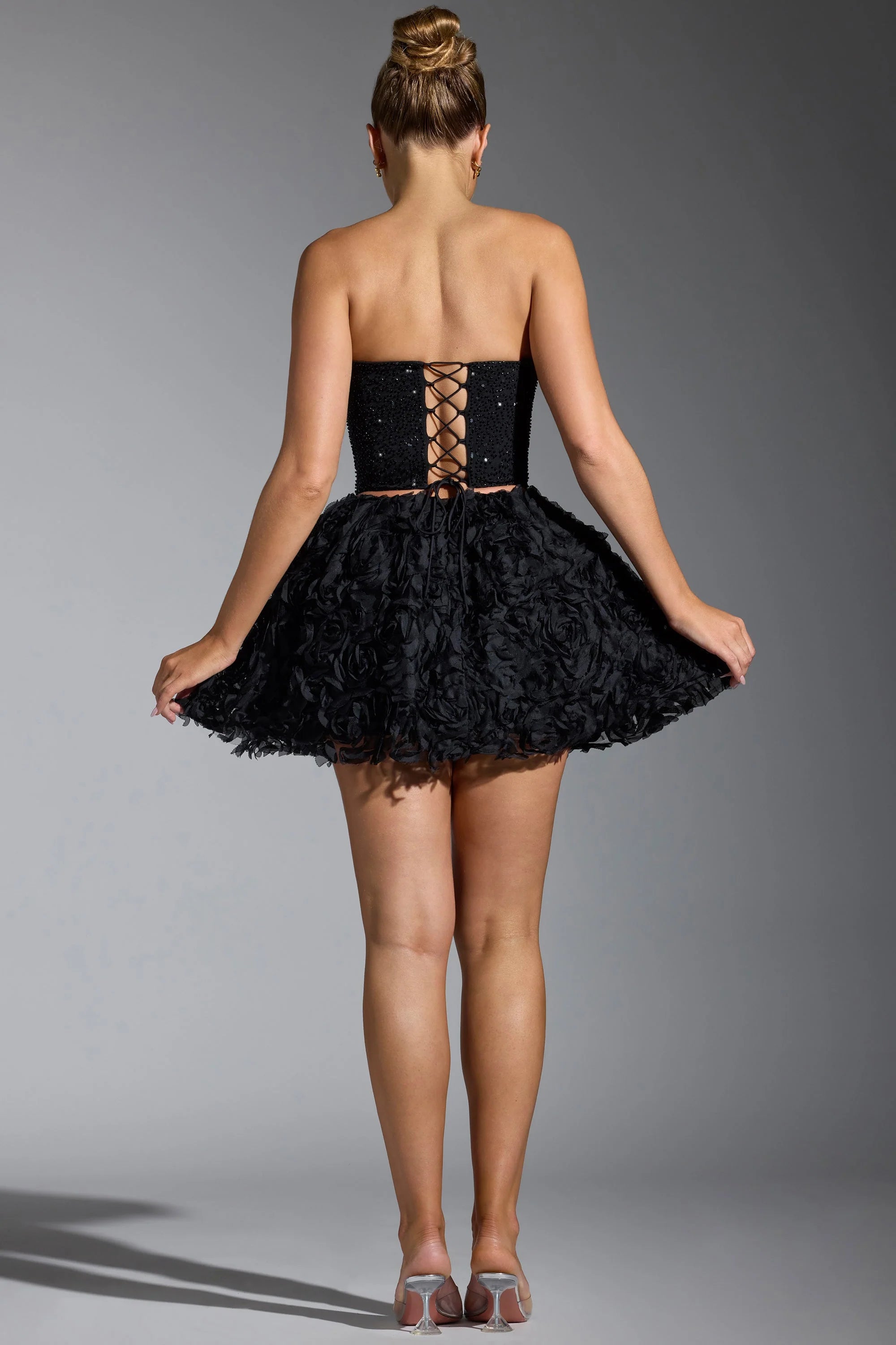 Floral-Appliqu¨¦ Mini Skirt in Black
